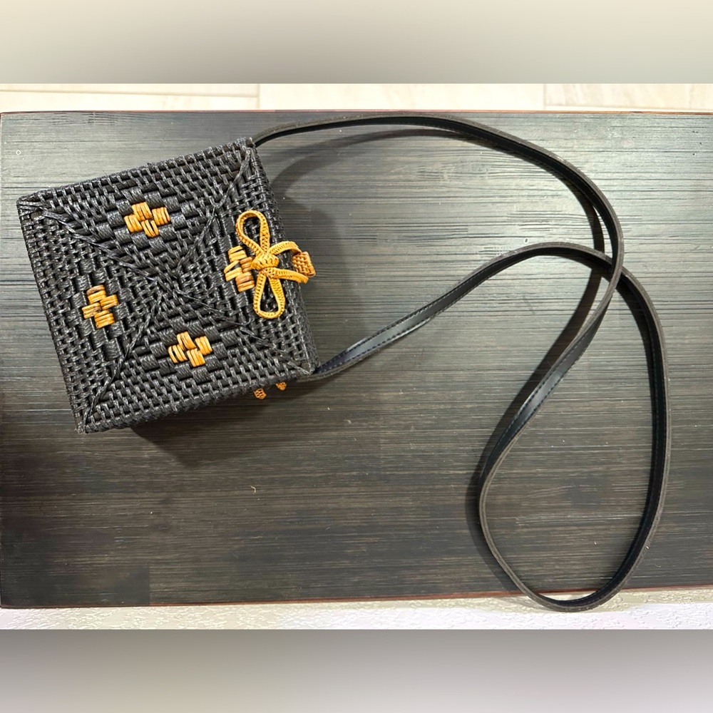 Harper Straw Square Crossbody bag
